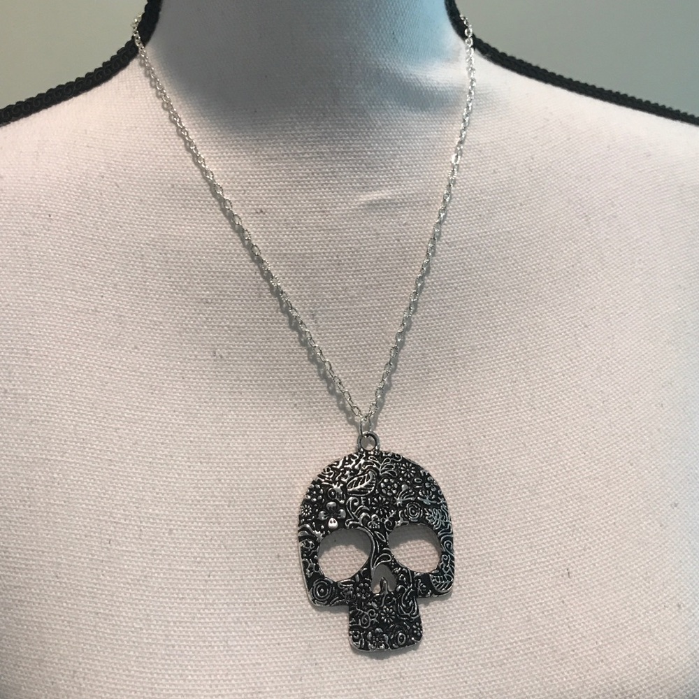 NEW! Sugar Skull Silver Pendant Necklace